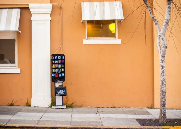 iphone pay phone yarnbomb