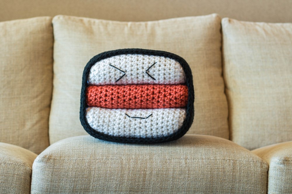 Crochet SPAM musubi