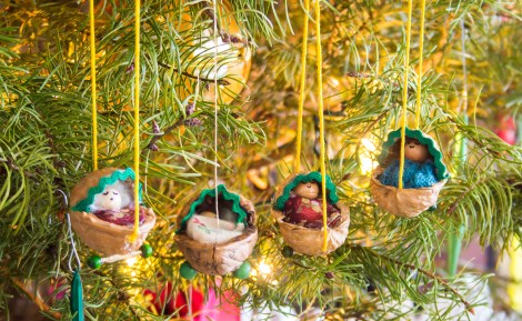 Walnut baby ornament tutorial