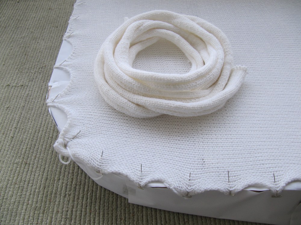 knit window display winter olympics