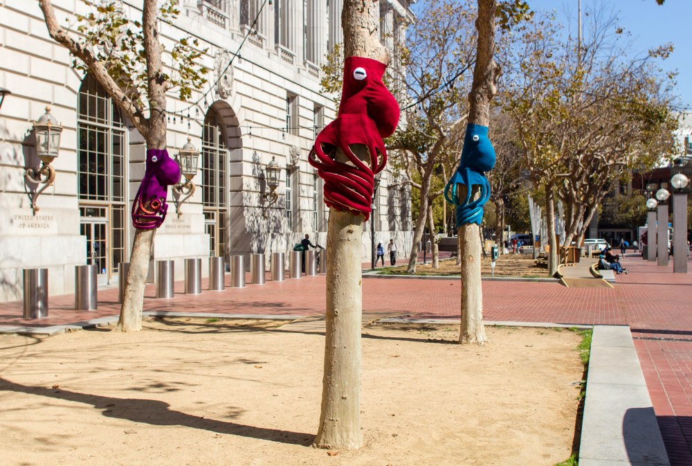 Knitting the Commons San Francisco Octopus Yarnbomb by Knits for Life